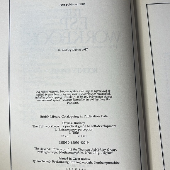 The ESP Workbook How To Awaken And Use Your Psychic Powers Book Rodney Davies - Picture 4 of 4